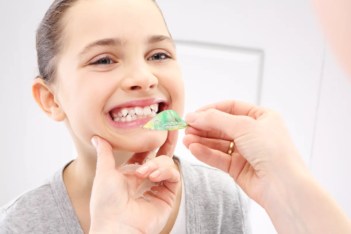 Kieferorthopädie Sofortschutz für Kinder bei Zahnspangen Behandlung